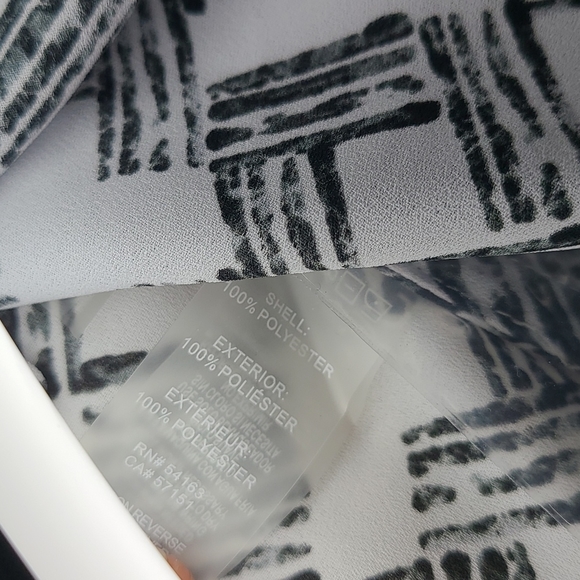 NWT Karl Lagerfeld tank blouse black & white XS - Picture 5 of 8